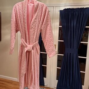 Pink Textured Women's Robe S / M